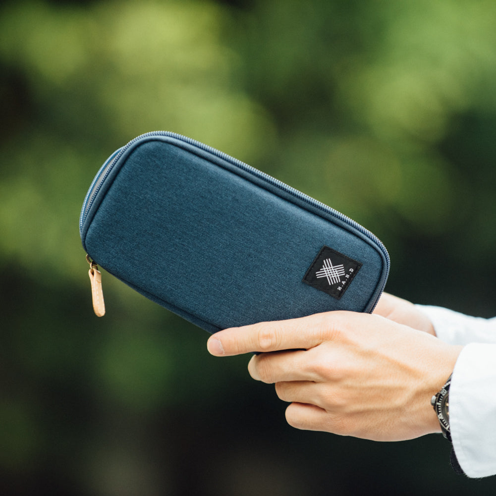 Blue Urban Wallet / Pouch With Zipper - WEMUG