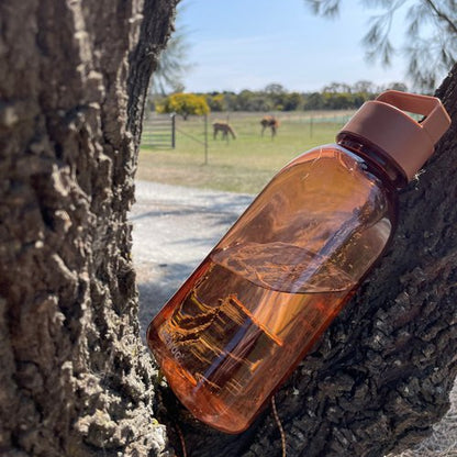 WEMUG Giant Bottle 1000ml plastic water bottle for sports and travelling - WEMUG