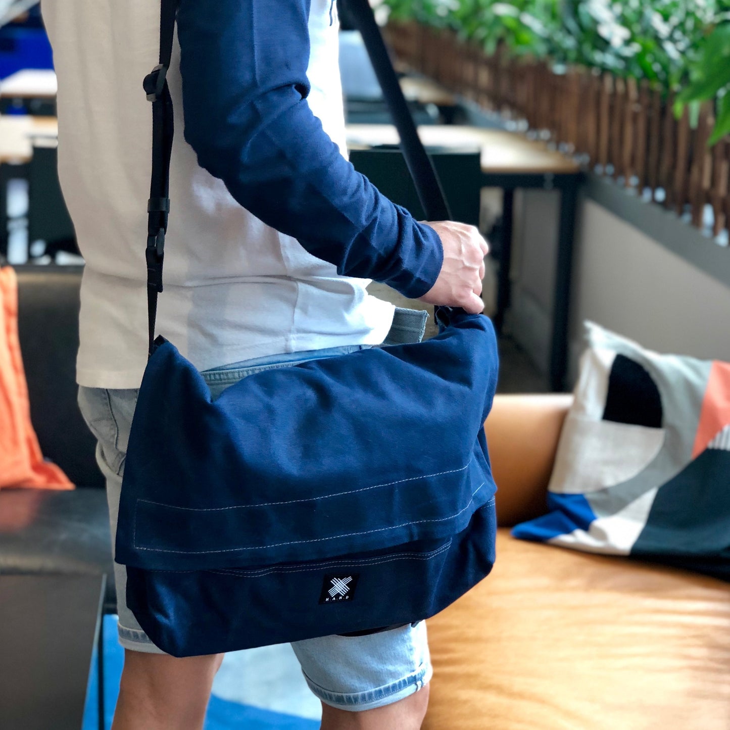 Messenger Bag - WEMUG