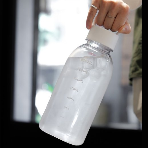 WEMUG Giant Bottle 1000ml plastic water bottle for sports and travelling - WEMUG