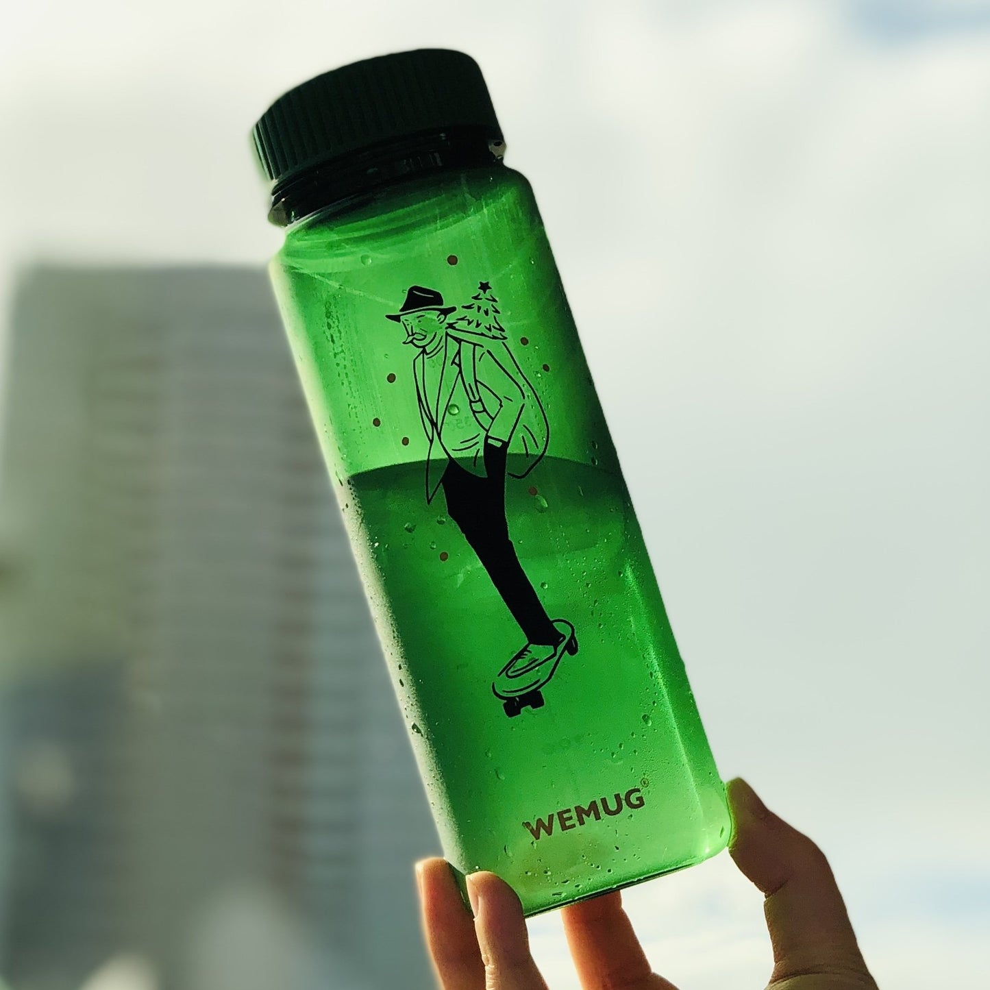 Water Bottle S500 Christmas Skateboarding - Green color - WEMUG