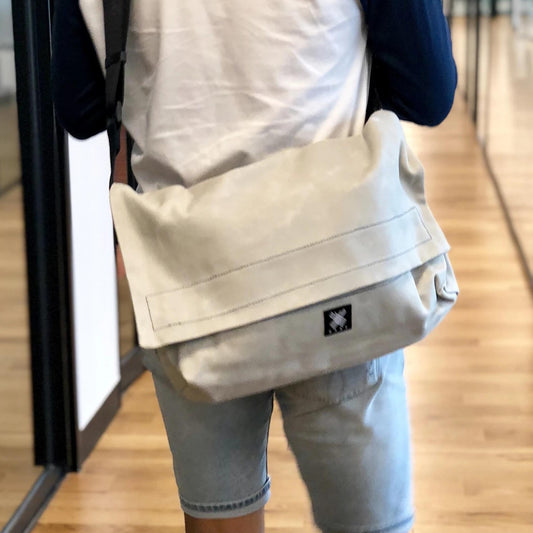 Messenger Bag - Light Grey - WEMUG