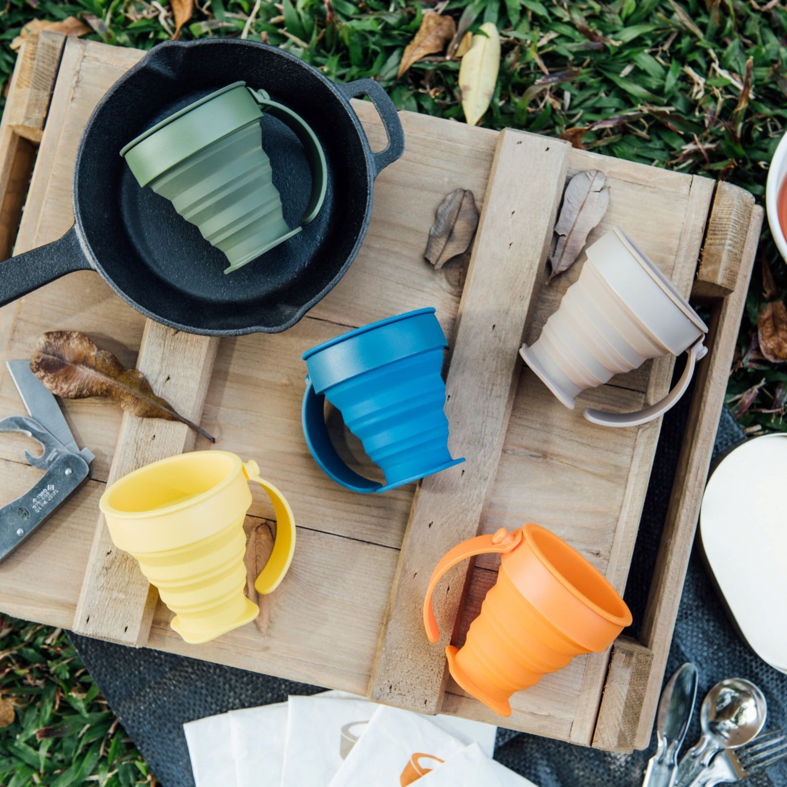 WEMUG On-the-go Foldable Sili Cup with reusable Tyvek bag - WEMUG
