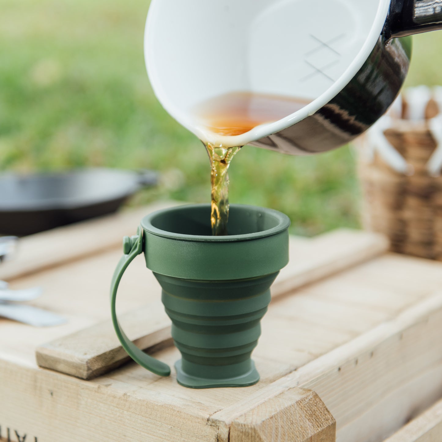 WEMUG On-the-go Foldable Sili Cup with reusable Tyvek bag - WEMUG